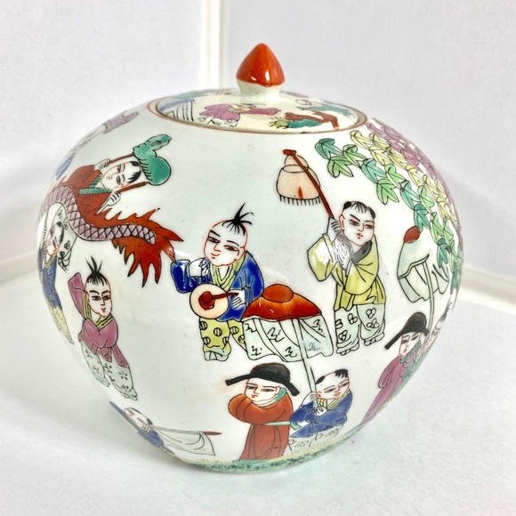 Chinese Famille Rose Ginger Jar - Picture 5 of 8